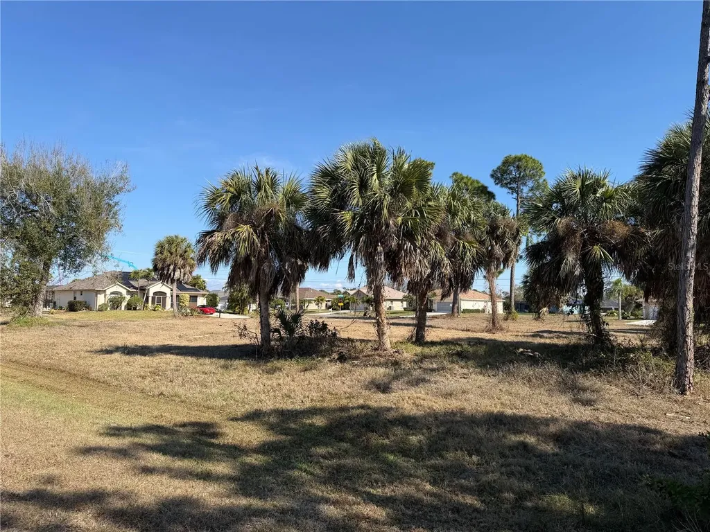 2 Pine Valley Court Rotonda West FL 33947