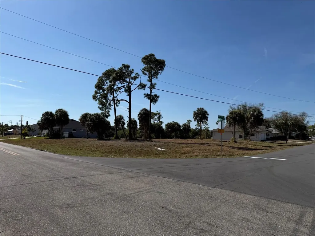 2 Pine Valley Court Rotonda West FL 33947
