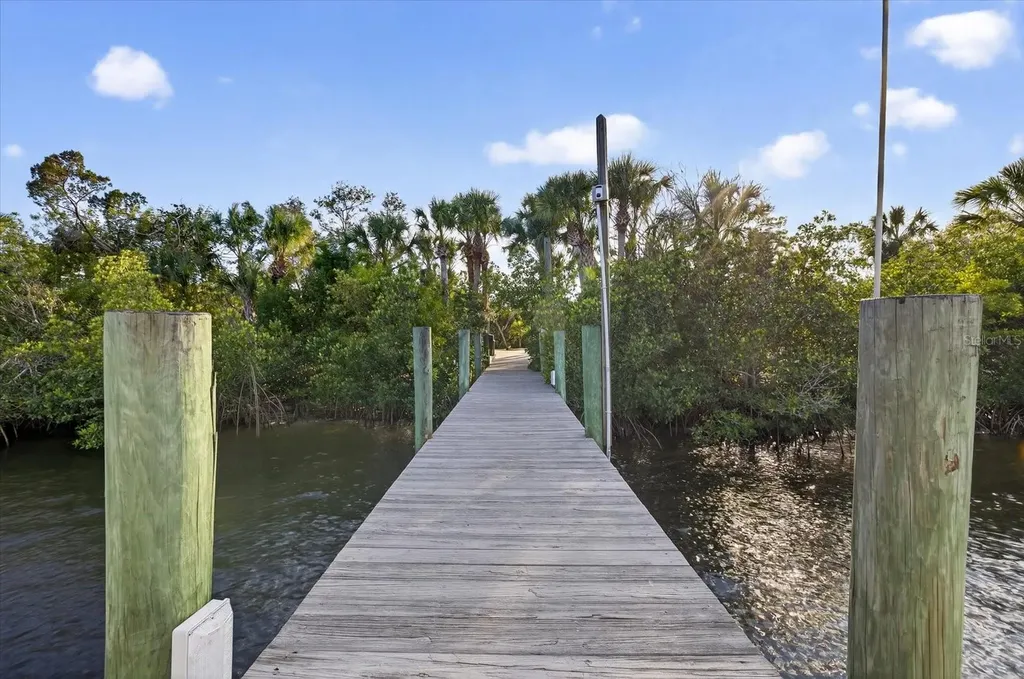 719 Misty Pond Court Bradenton FL 34212