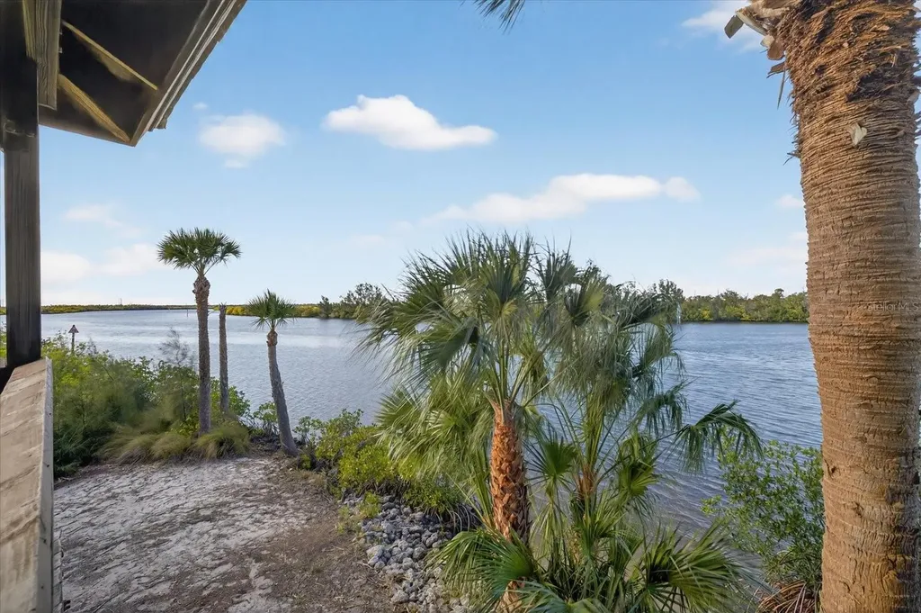 719 Misty Pond Court Bradenton FL 34212