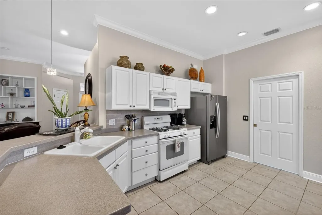 719 Misty Pond Court Bradenton FL 34212