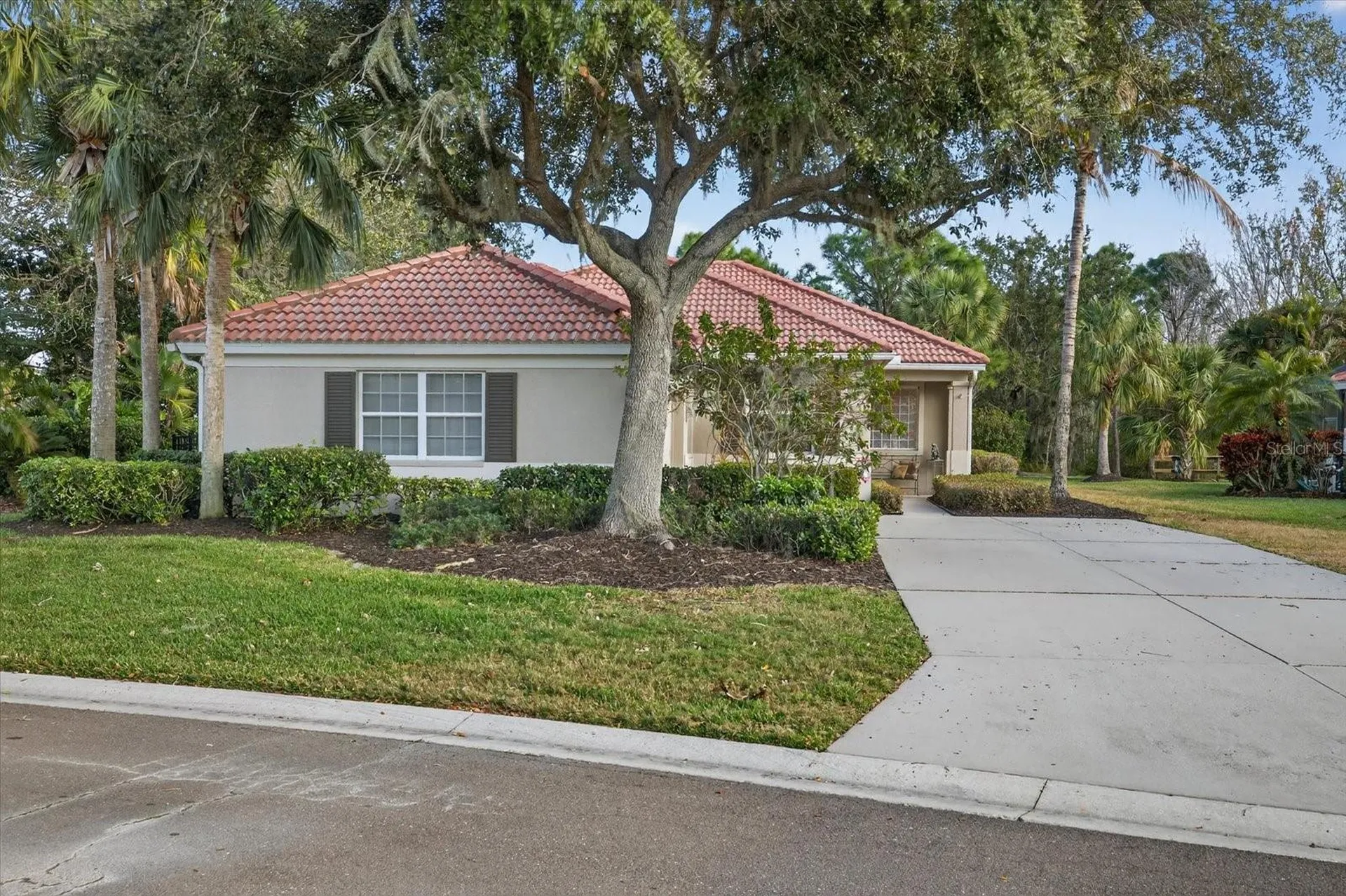 719 Misty Pond Court Bradenton FL 34212