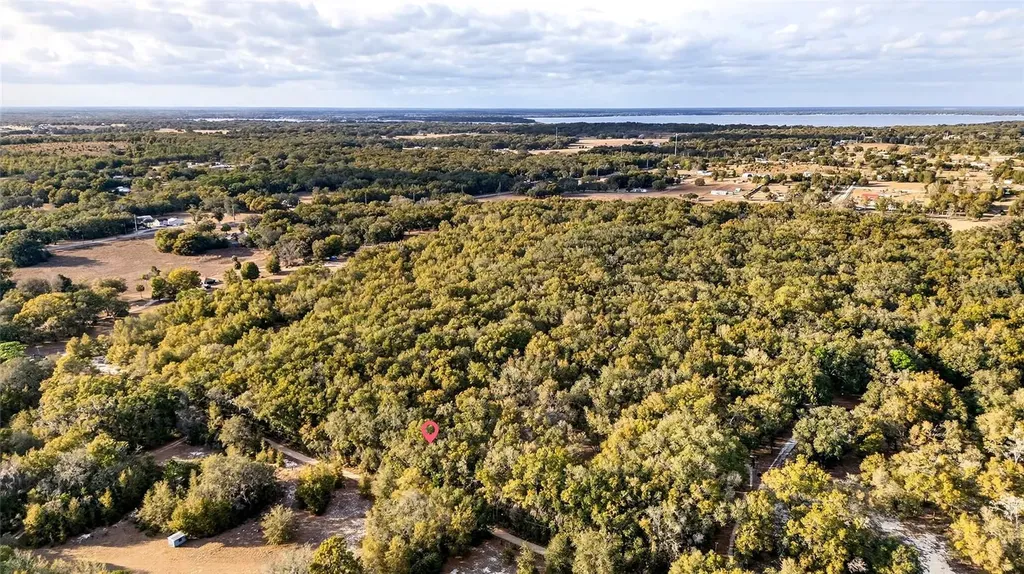 SE 180th Street Weirsdale FL 32195