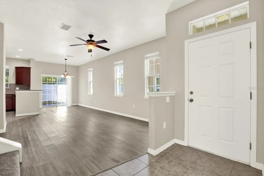 8810 Moonlit Meadows Loop Riverview FL 33578