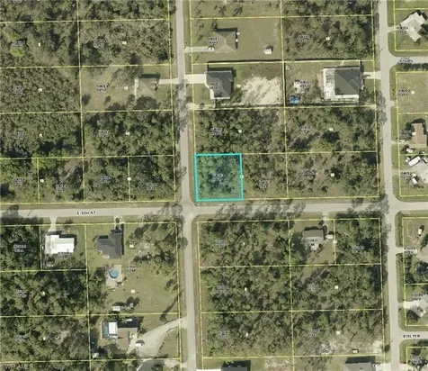 2101 E 9th Street Lehigh Acres FL 33936