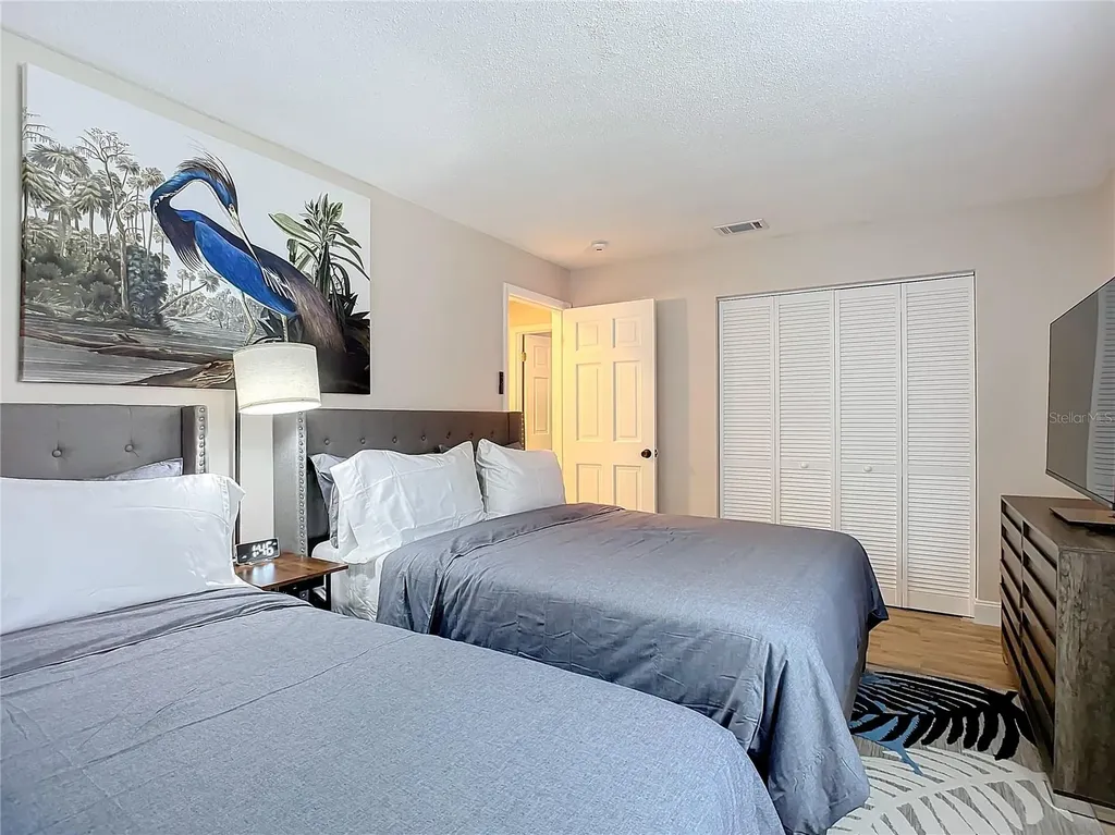 1014 Indian Oaks E Daytona Beach FL 32117