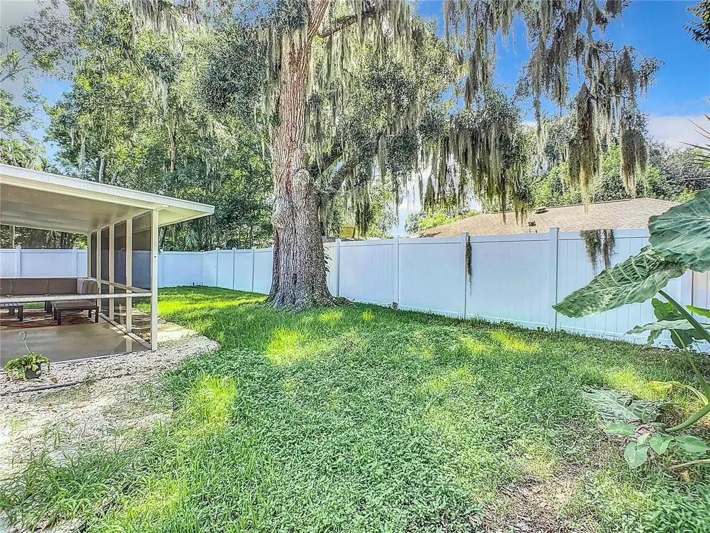 1014 Indian Oaks E Daytona Beach FL 32117
