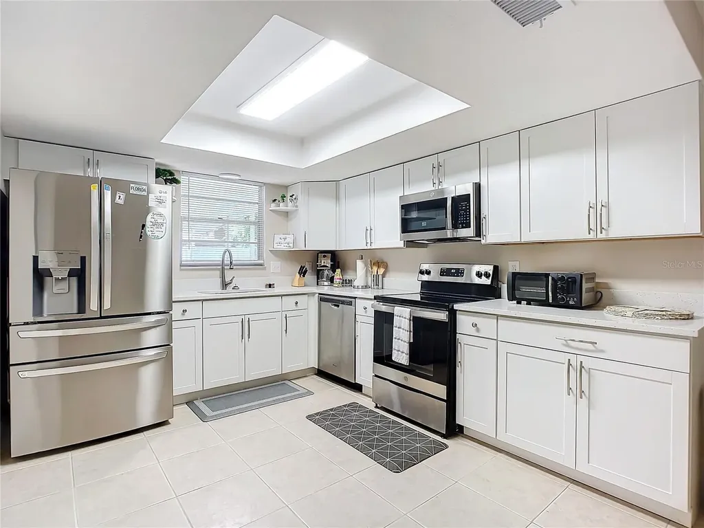 1014 Indian Oaks E Daytona Beach FL 32117
