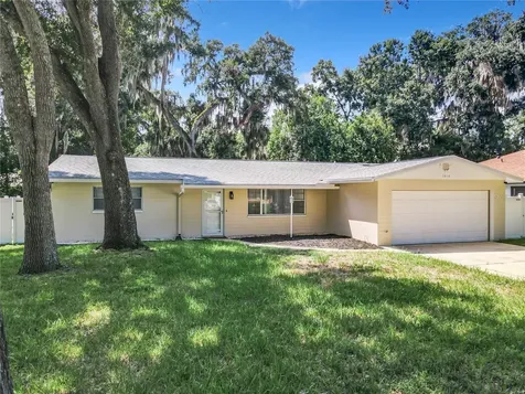 1014 Indian Oaks E Daytona Beach FL 32117