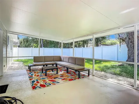1014 Indian Oaks E Daytona Beach FL 32117