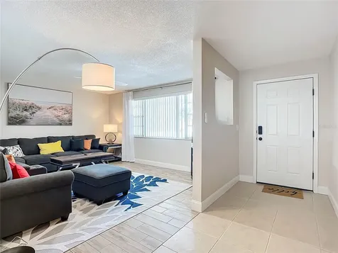 1014 Indian Oaks E Daytona Beach FL 32117
