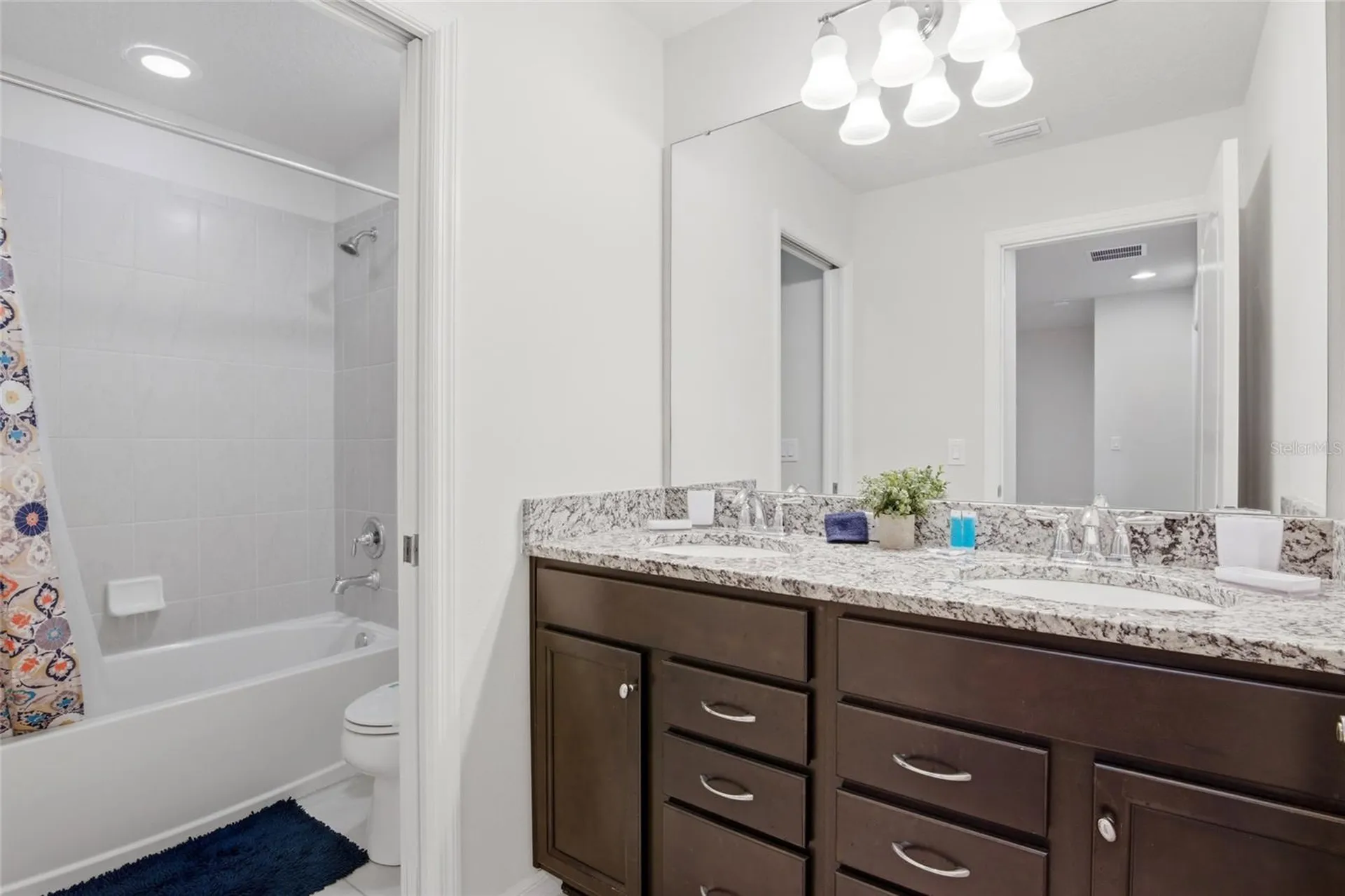 2412 Tanger Drive Kissimmee FL 34747