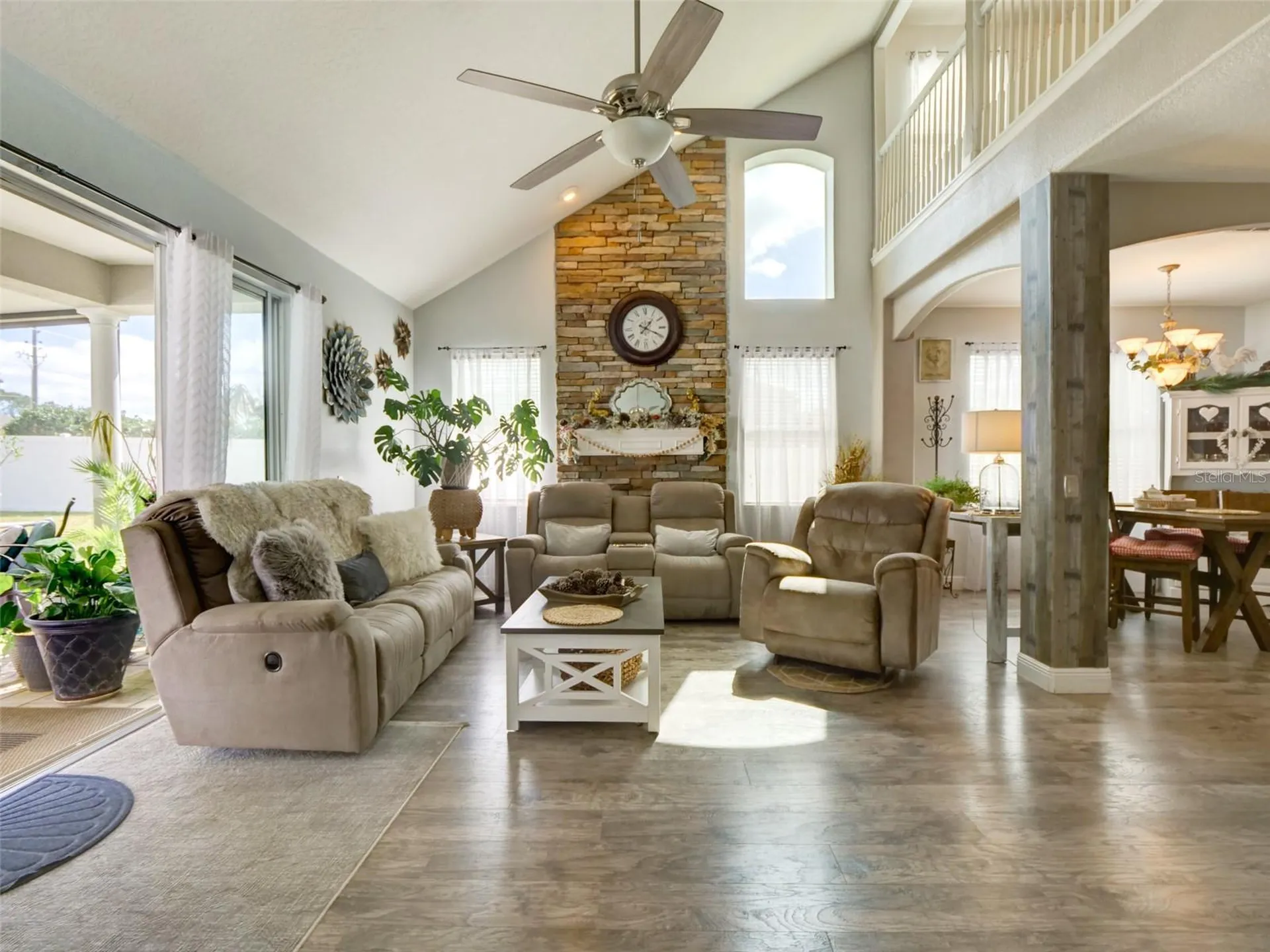 1450 Merion Drive Mount Dora FL 32757