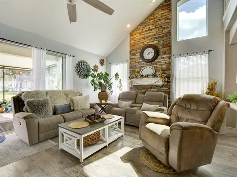 1450 Merion Drive Mount Dora FL 32757