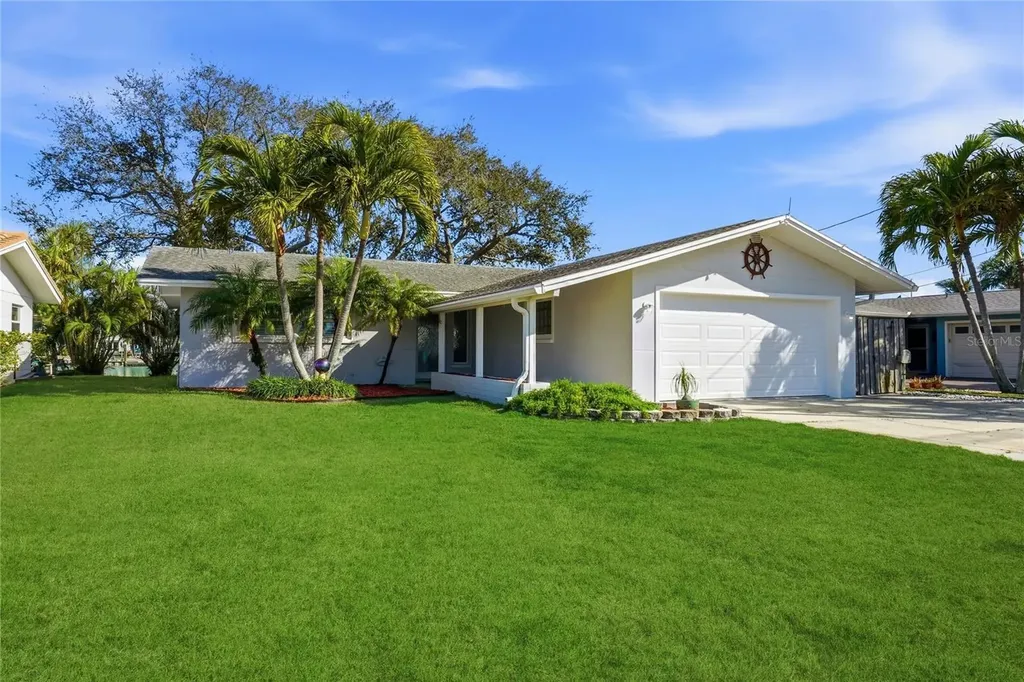 541 Lillian Drive Madeira Beach FL 33708