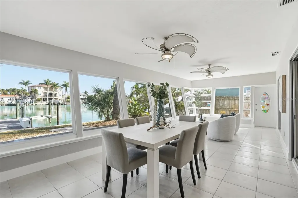 541 Lillian Drive Madeira Beach FL 33708
