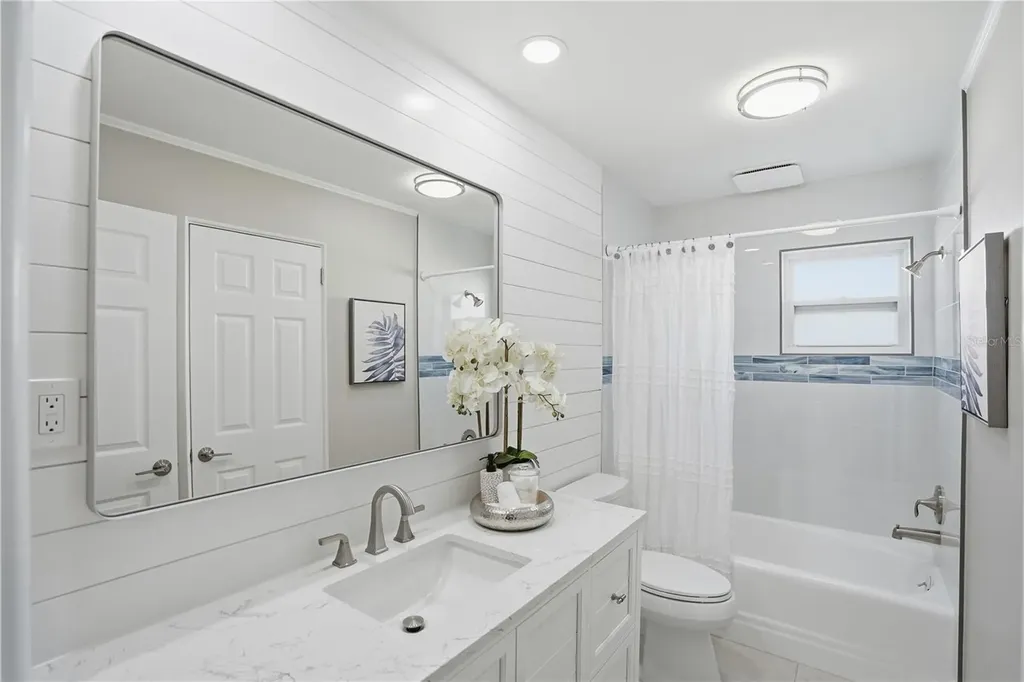 541 Lillian Drive Madeira Beach FL 33708