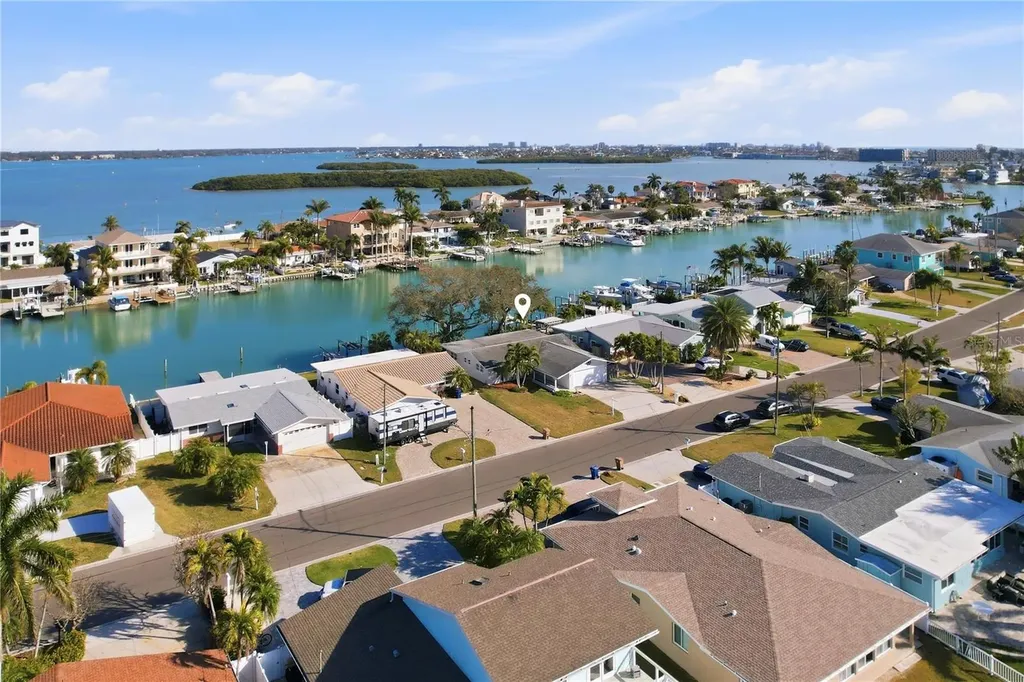 541 Lillian Drive Madeira Beach FL 33708