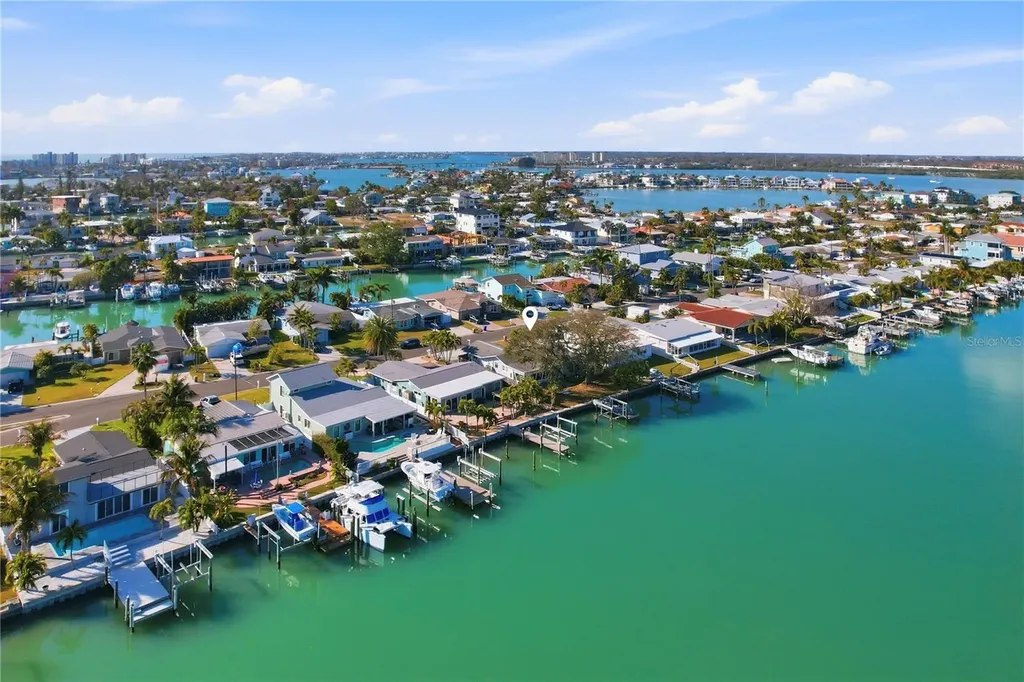 541 Lillian Drive Madeira Beach FL 33708
