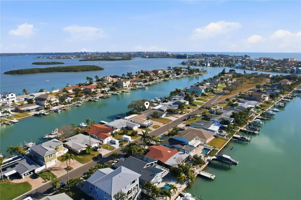541 Lillian Drive Madeira Beach FL 33708