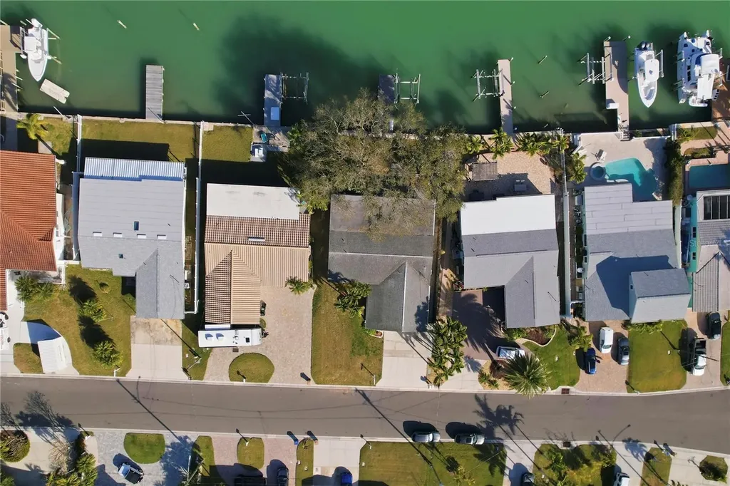 541 Lillian Drive Madeira Beach FL 33708