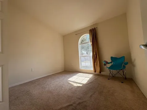 1040 Merrimack Boulevard Davenport FL 33837