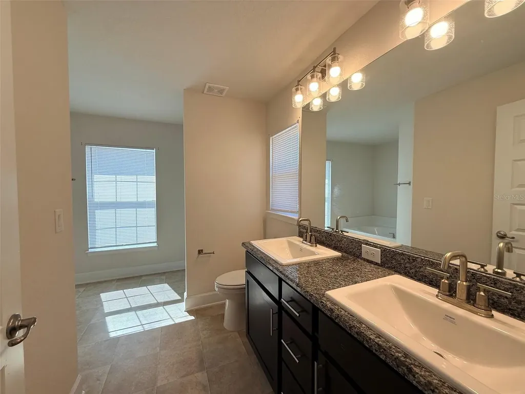 910 Hudson Valley Drive Kissimmee FL 34759