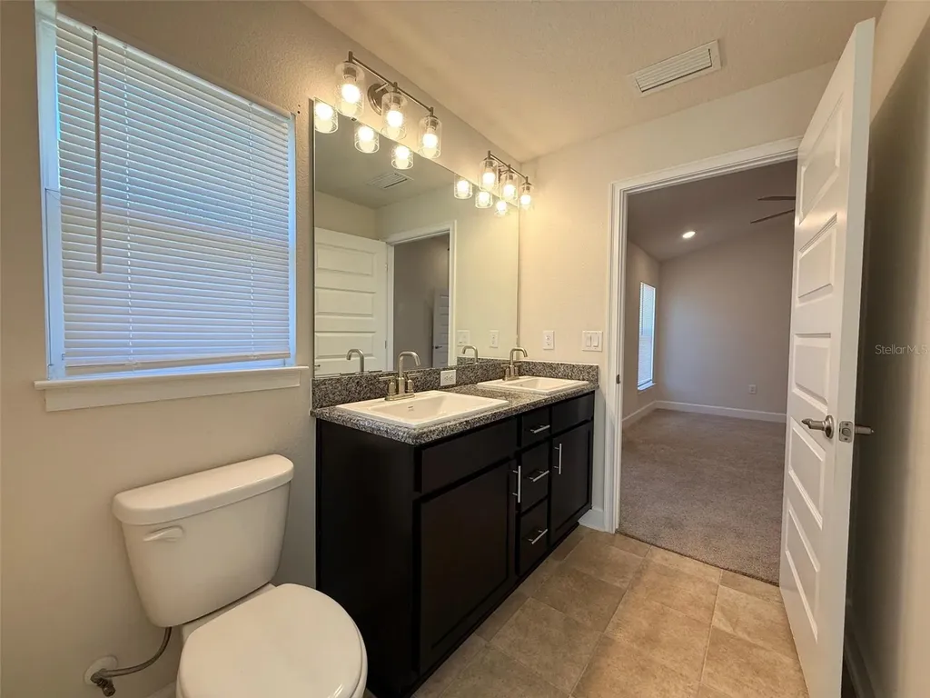 910 Hudson Valley Drive Kissimmee FL 34759