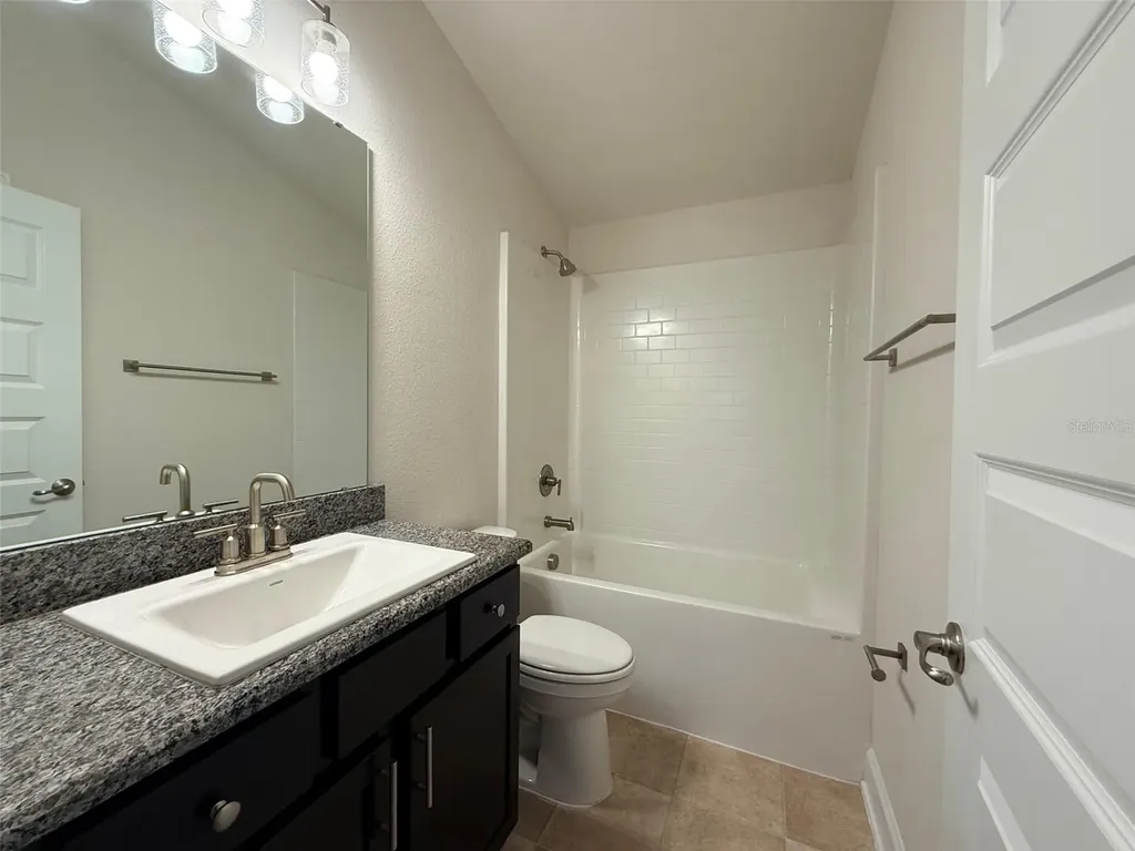910 Hudson Valley Drive Kissimmee FL 34759