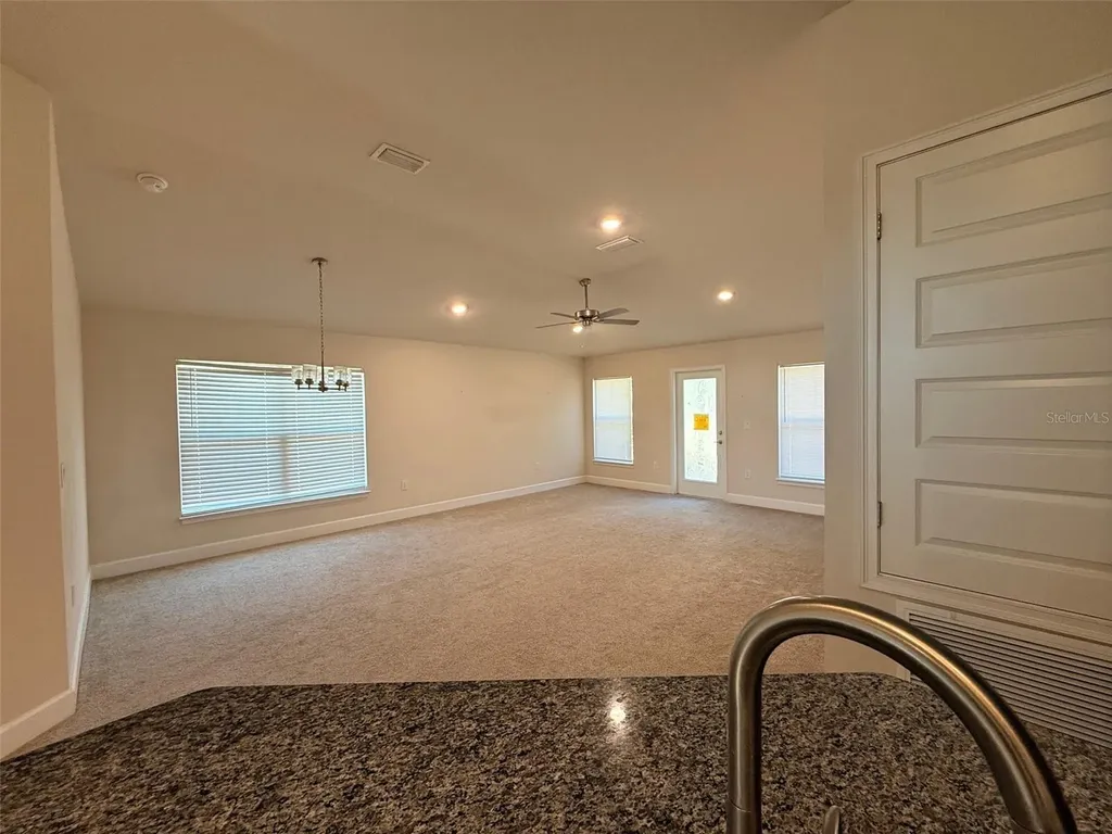 910 Hudson Valley Drive Kissimmee FL 34759