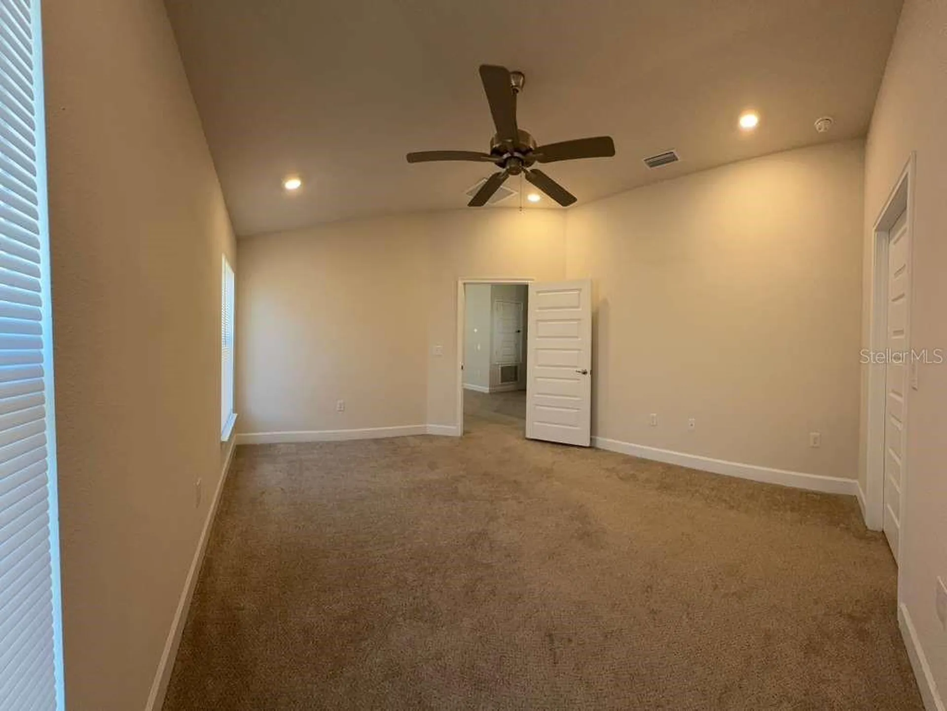 910 Hudson Valley Drive Kissimmee FL 34759