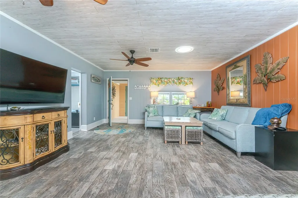 2186 Oyster Creek Drive Englewood FL 34224