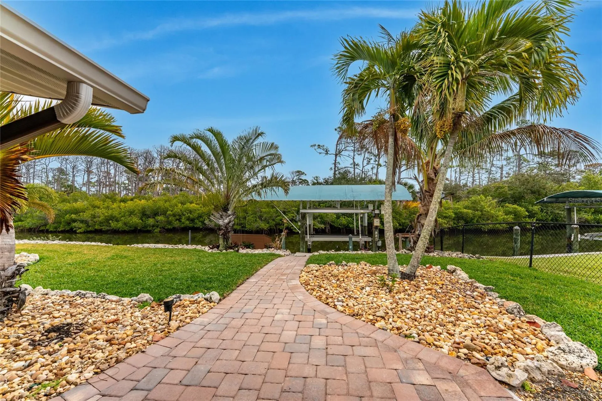 2186 Oyster Creek Drive Englewood FL 34224