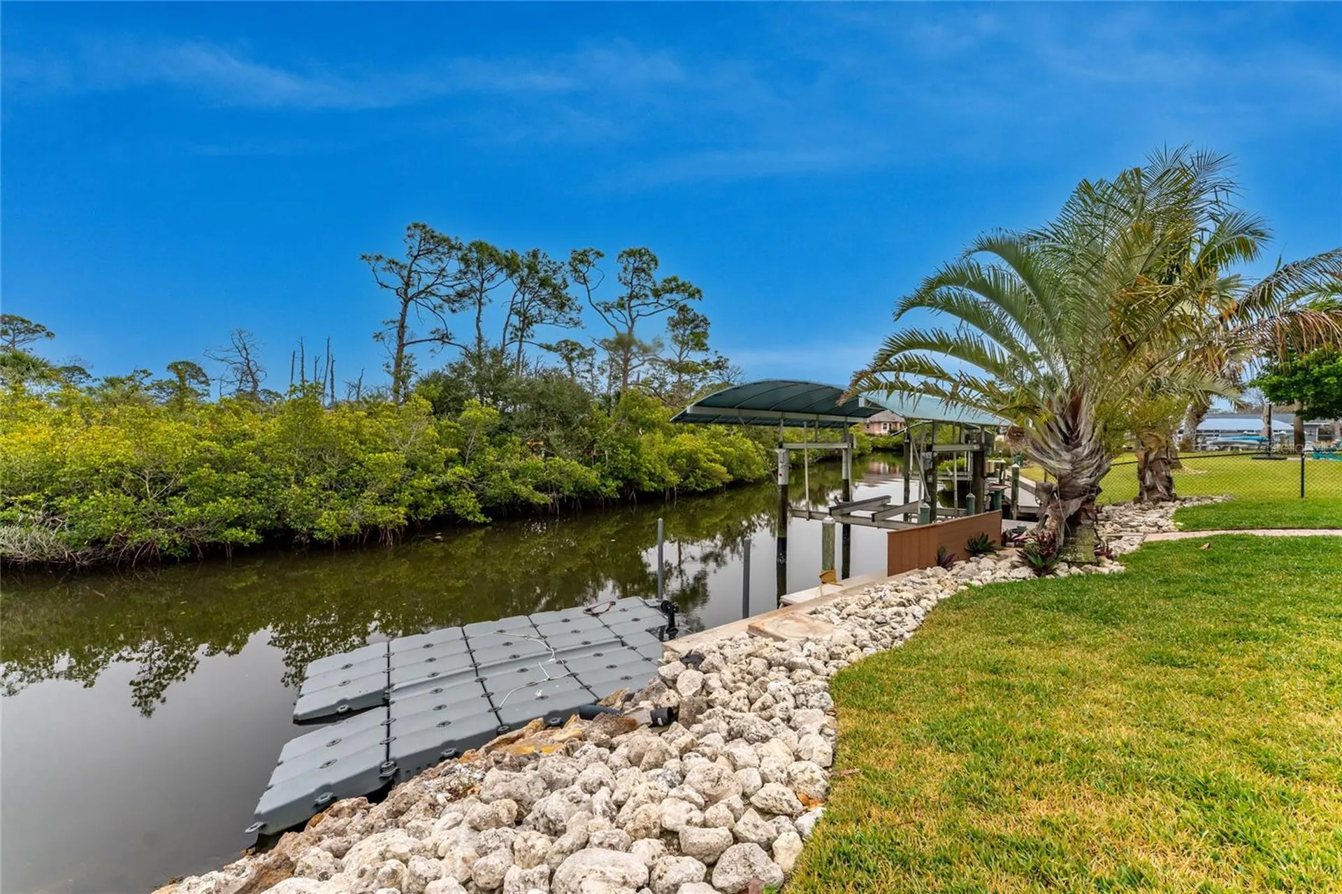 2186 Oyster Creek Drive Englewood FL 34224