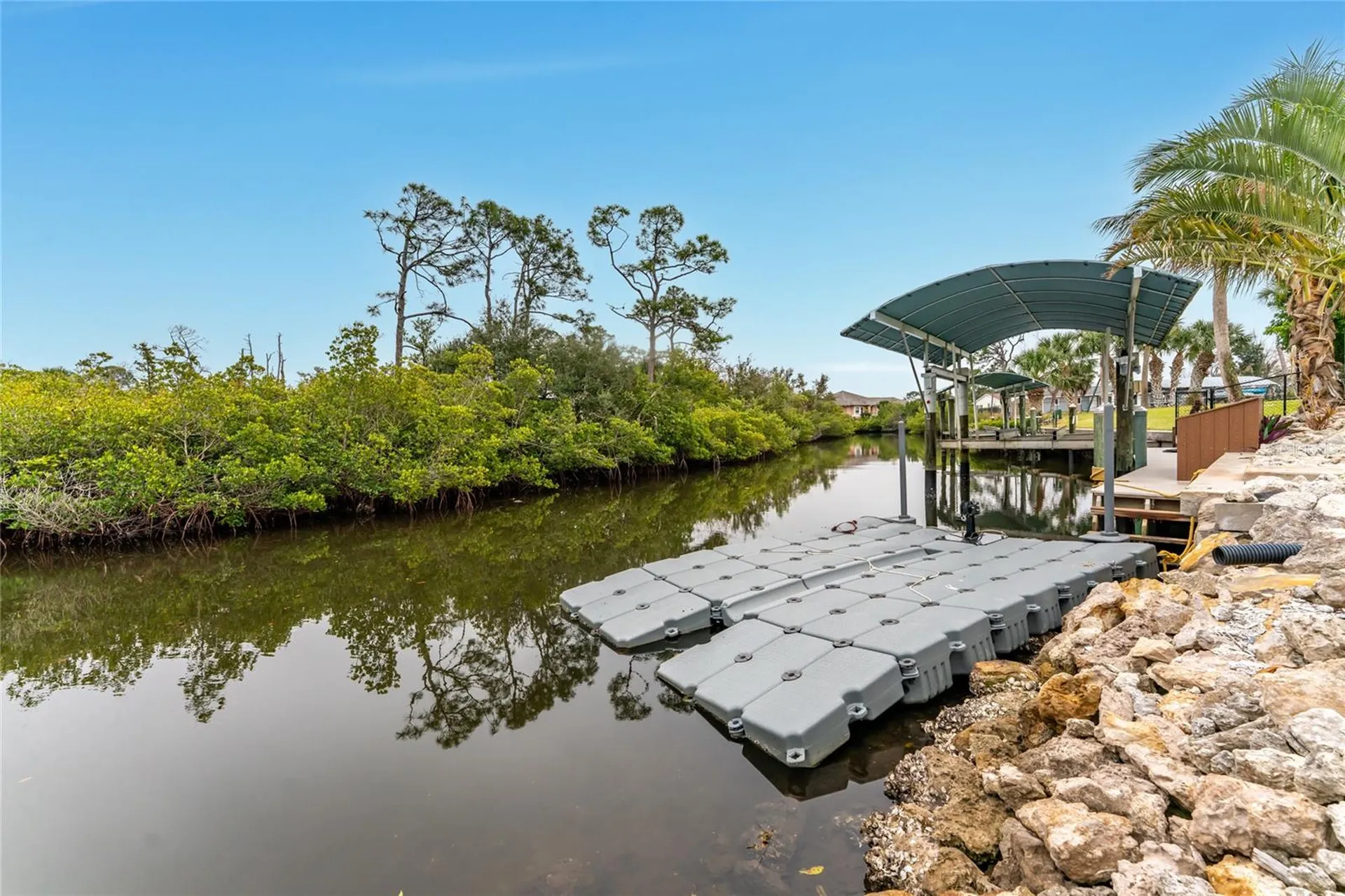 2186 Oyster Creek Drive Englewood FL 34224