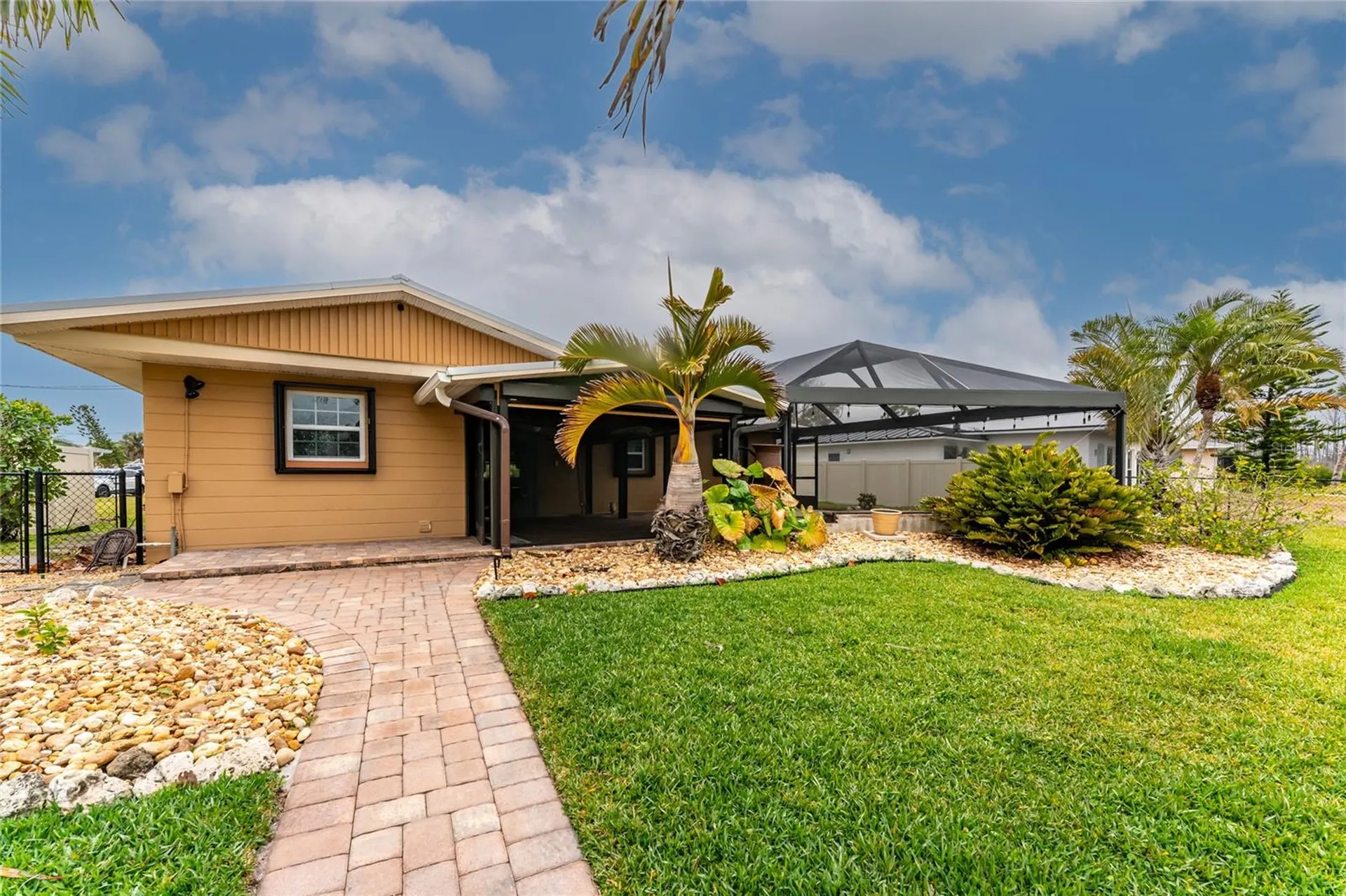 2186 Oyster Creek Drive Englewood FL 34224