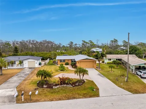 2186 Oyster Creek Drive Englewood FL 34224
