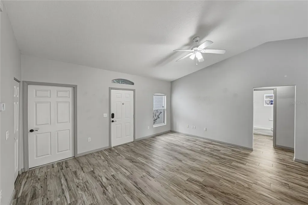 4752 Timber Way Zephyrhills FL 33542