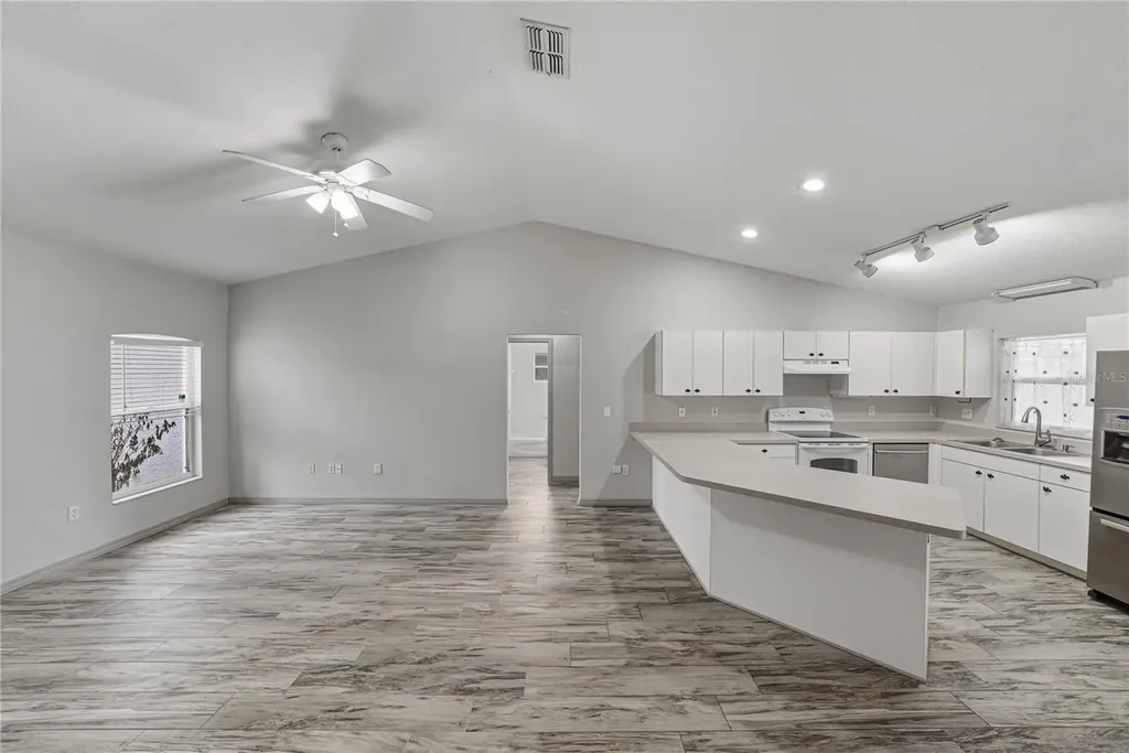 4752 Timber Way Zephyrhills FL 33542