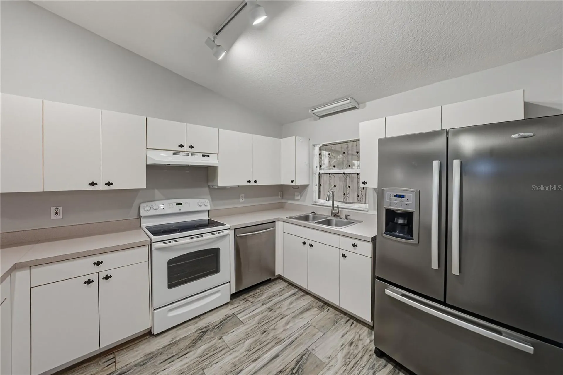 4752 Timber Way Zephyrhills FL 33542