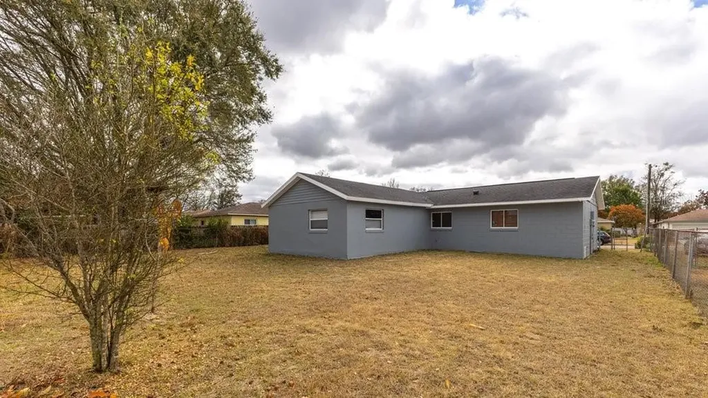 7245 Pleasant Drive Orlando FL 32818