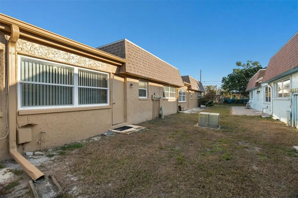 8452 Phillip N Pinellas Park FL 33781