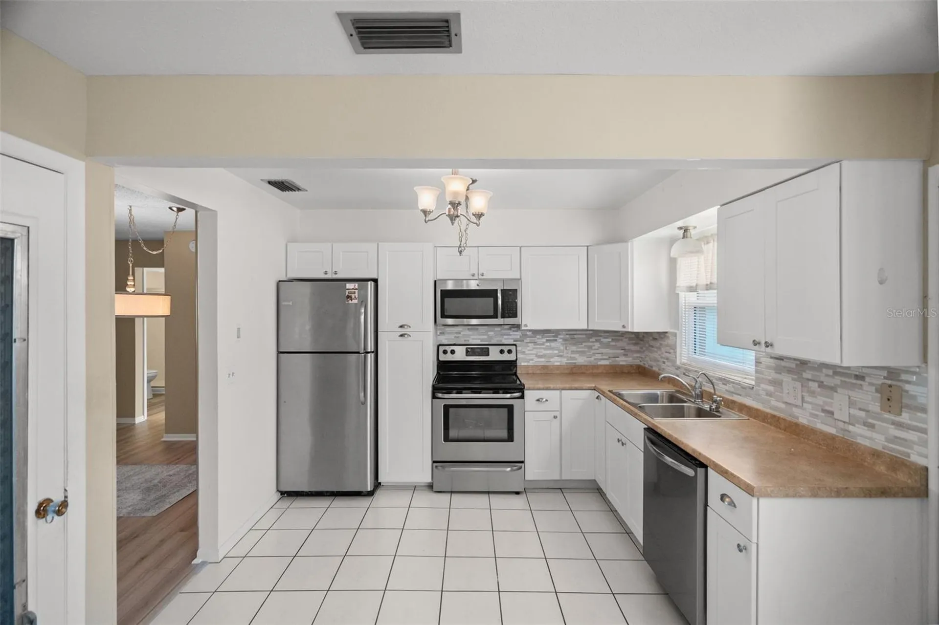 8452 Phillip N Pinellas Park FL 33781
