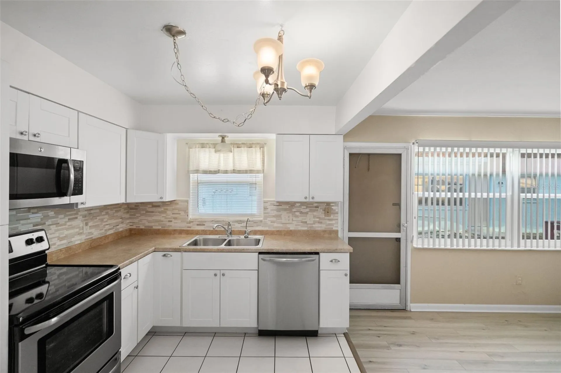 8452 Phillip N Pinellas Park FL 33781