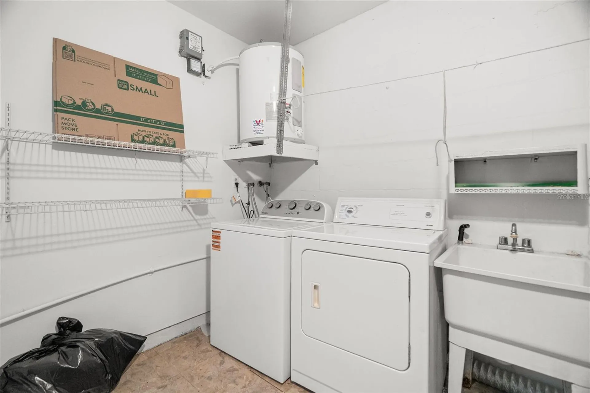 8452 Phillip N Pinellas Park FL 33781