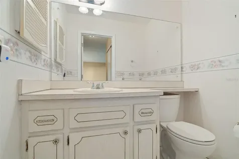 8452 Phillip N Pinellas Park FL 33781