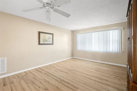 8452 Phillip N Pinellas Park FL 33781