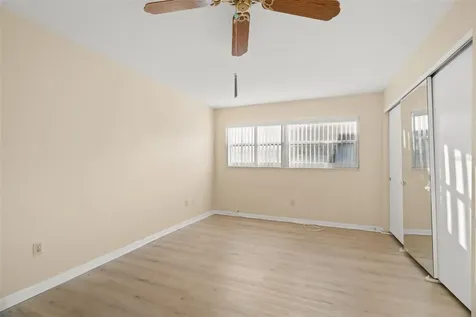 8452 Phillip N Pinellas Park FL 33781