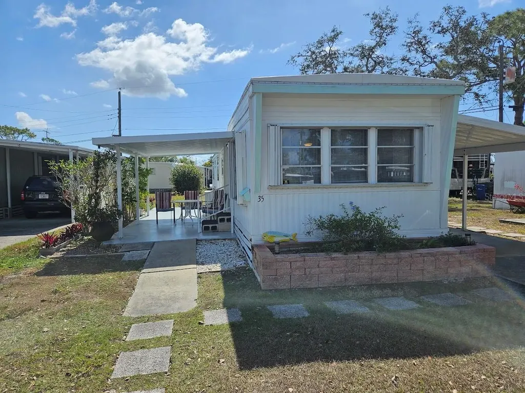 1800 Englewood Road Englewood FL 34223