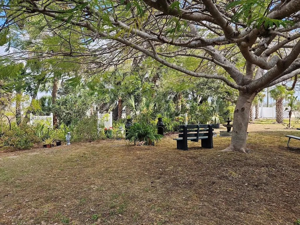 1800 Englewood Road Englewood FL 34223